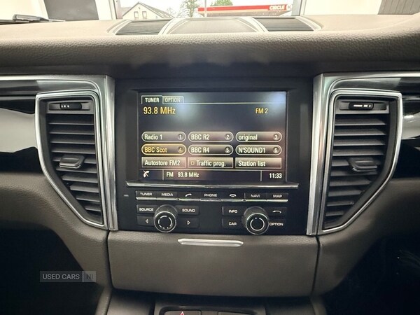 Used Porsche Macan 2015 for sale - 77346094: Photo 38