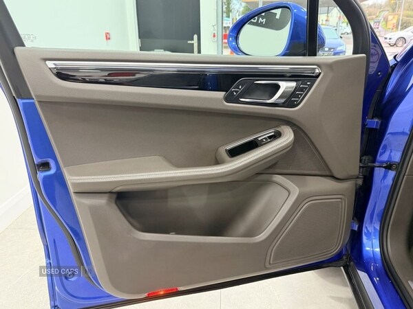 Used Porsche Macan 2015 for sale - 77346094: Photo 56