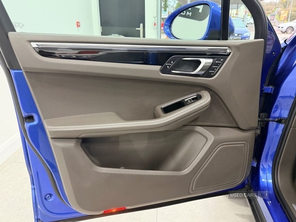 Used Porsche Macan 2015 for sale - 77346094: Photo 57