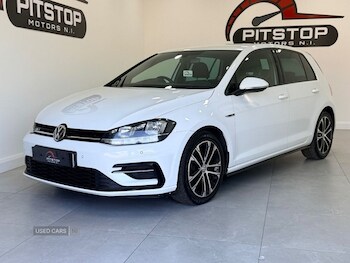 Used Volkswagen Golf 2019 for sale - 77684773: Photo
