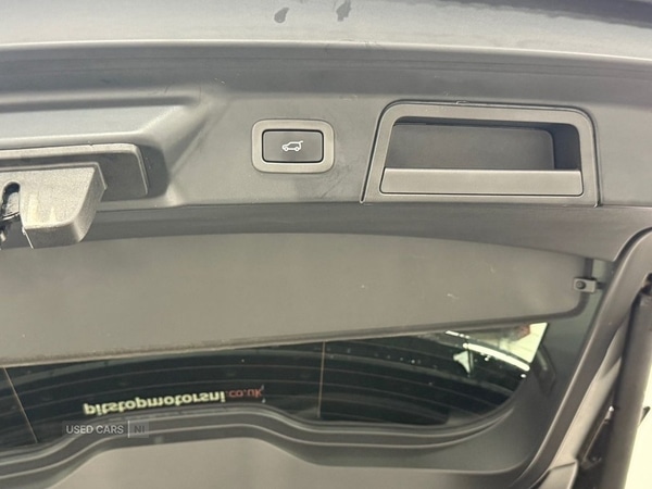 Used Land Rover Range Rover Velar 2018 for sale - 76474278: Photo 37