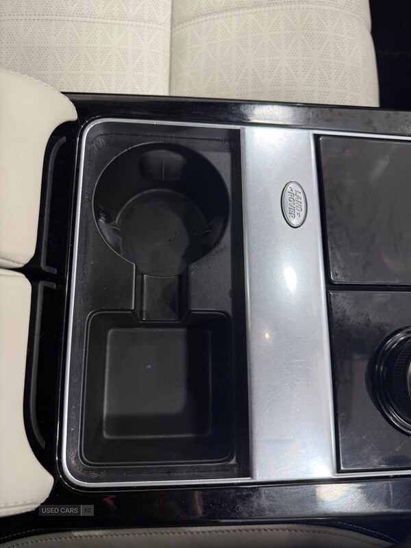 Used Land Rover Range Rover Velar 2018 for sale - 76474278: Photo 43