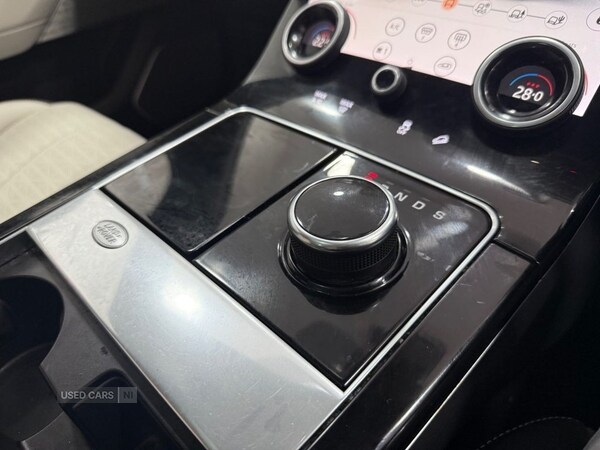 Used Land Rover Range Rover Velar 2018 for sale - 76474278: Photo 44