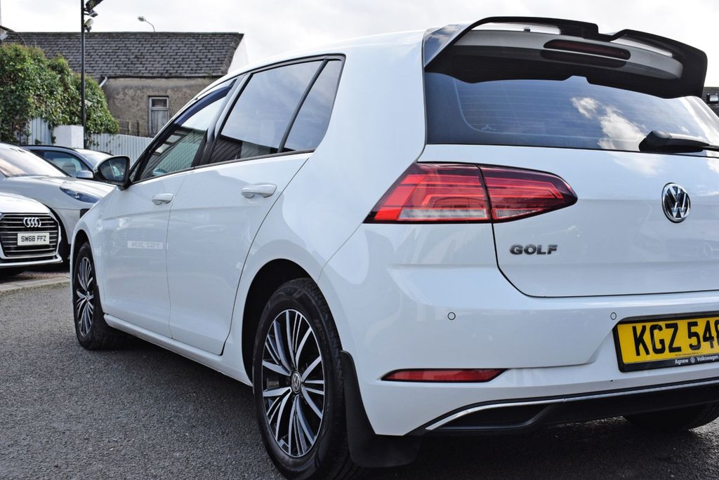 Used Volkswagen Golf 2018 for sale - 77692744: Photo 10