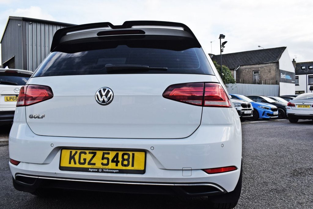 Used Volkswagen Golf 2018 for sale - 77692744: Photo 11