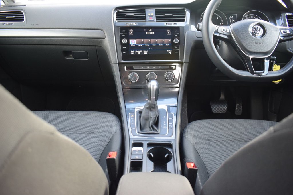 Used Volkswagen Golf 2018 for sale - 77692744: Photo 18