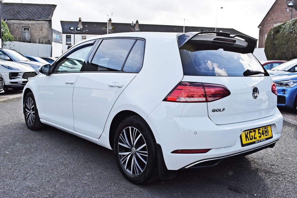 Used Volkswagen Golf 2018 for sale - 77692744: Photo 5