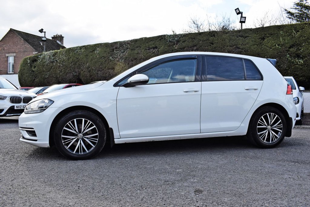 Used Volkswagen Golf 2018 for sale - 77692744: Photo 6