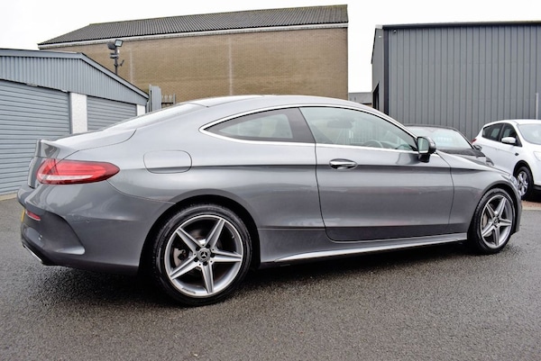 Used Mercedes-Benz C-Class 2018 for sale - 76185429: Photo 4