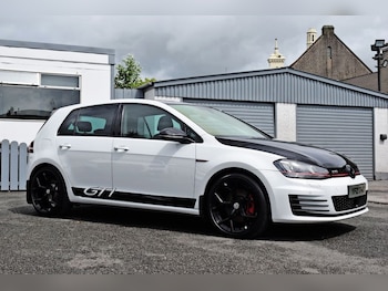 Used Volkswagen Golf 2015 for sale - 78792959: Photo
