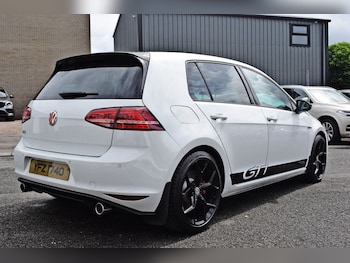 Used Volkswagen Golf 2015 for sale - 78792959: Photo