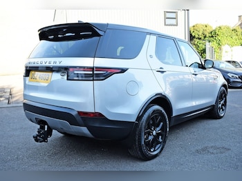 Used Land Rover Discovery 2019 for sale - 79409675: Photo