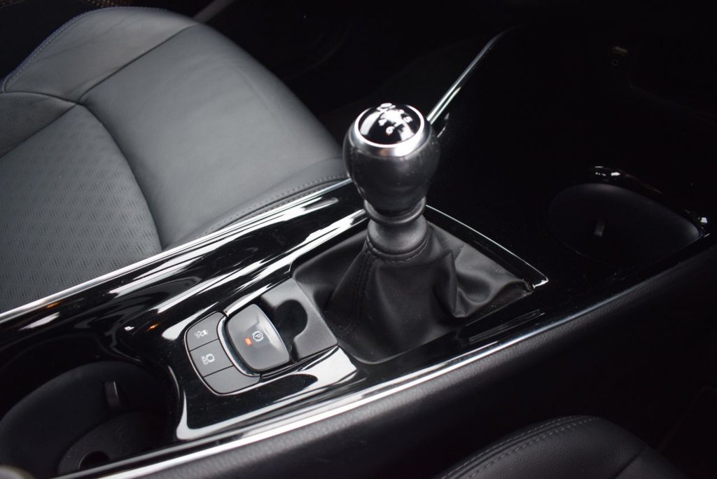 Used Toyota C-HR 2019 for sale - 77667353: Photo 19