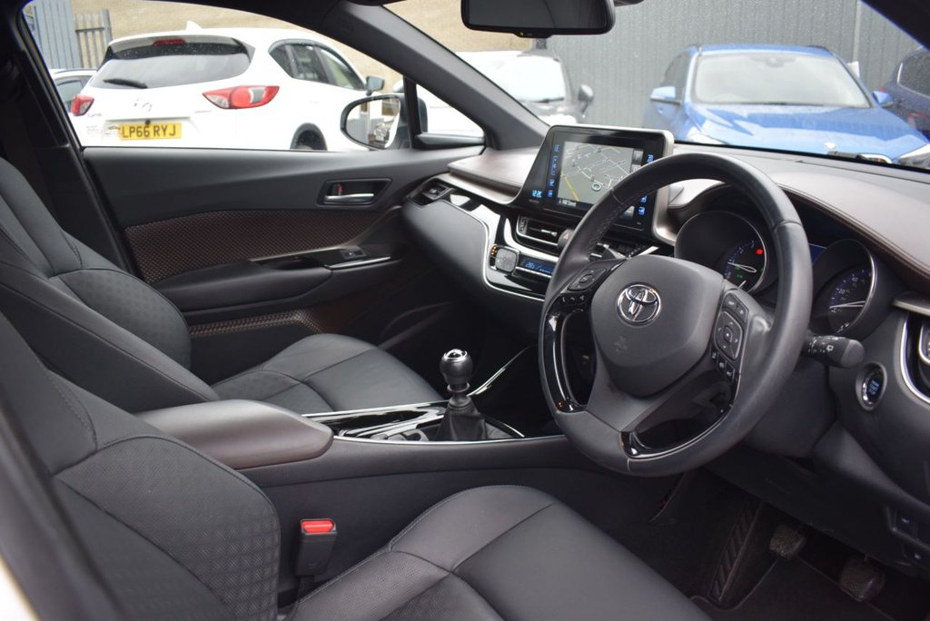 Used Toyota C-HR 2019 for sale - 77667353: Photo 24