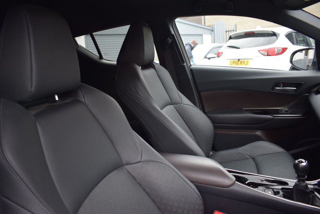 Used Toyota C-HR 2019 for sale - 77667353: Photo 26