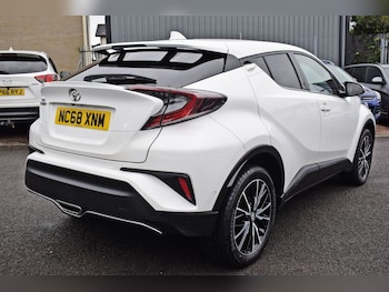 Used Toyota C-HR 2019 for sale - 77667353: Photo