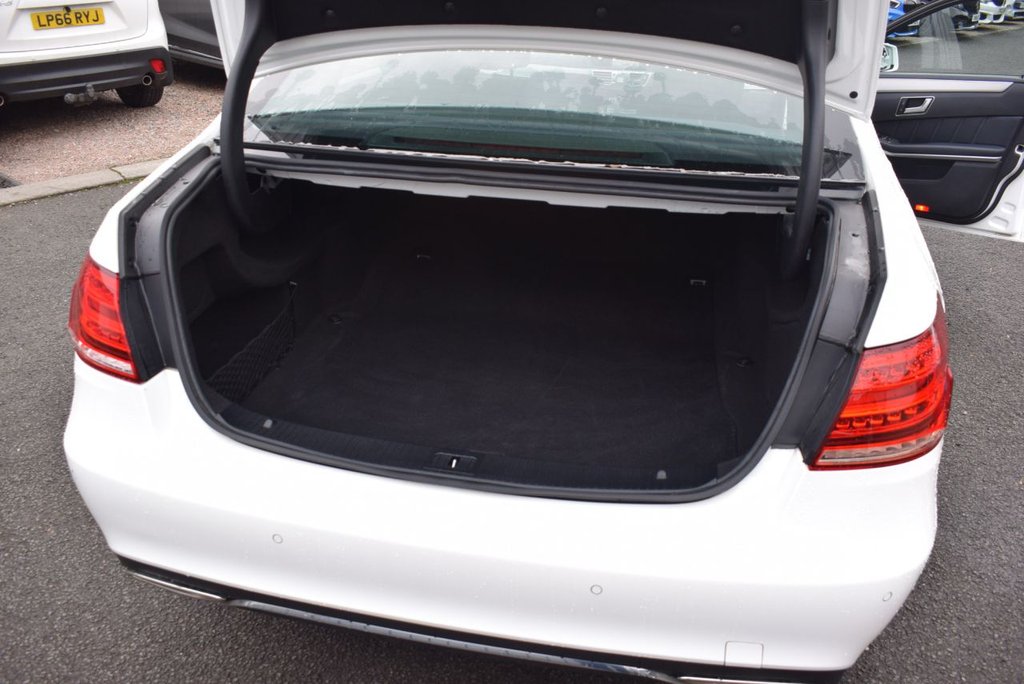 Used Mercedes-Benz E Class 2014 for sale - 77654623: Photo 18