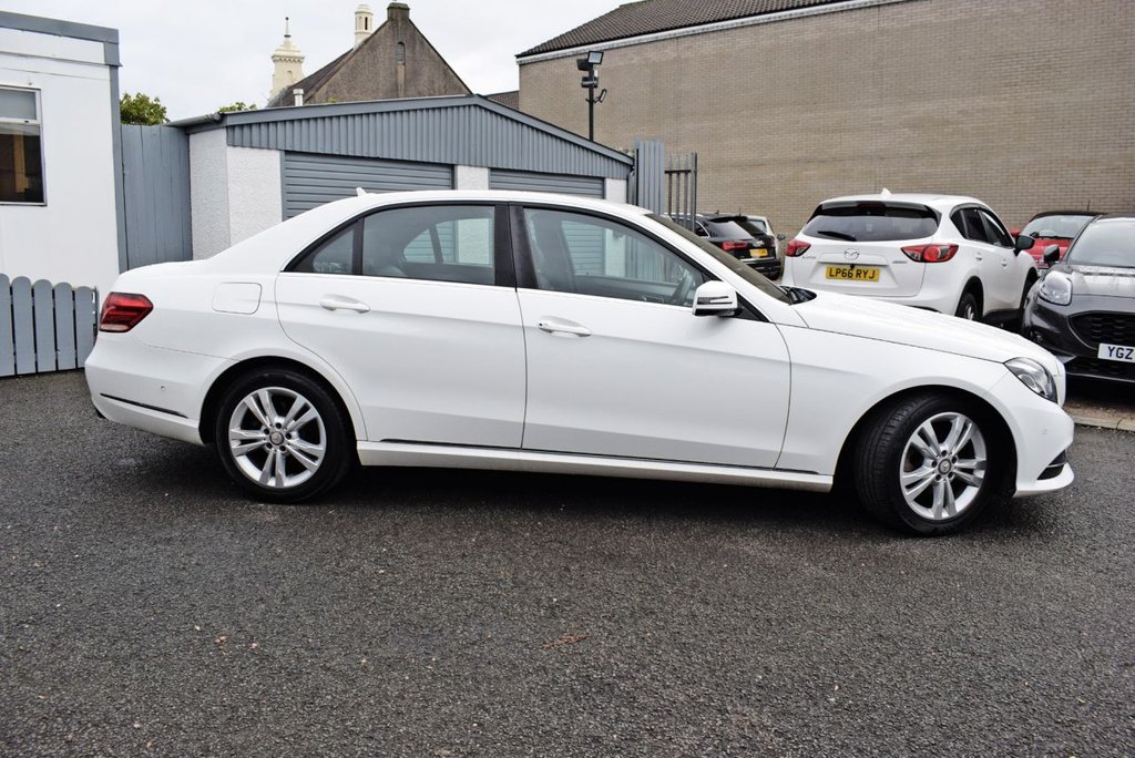 Used Mercedes-Benz E Class 2014 for sale - 77654623: Photo 4