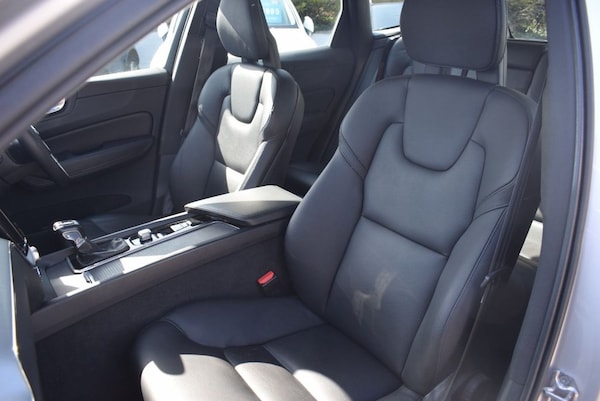 Used Volvo XC60 2017 for sale - 74318809: Photo 13