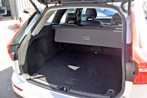 Used Volvo XC60 2017 for sale - 74318809: Photo 25