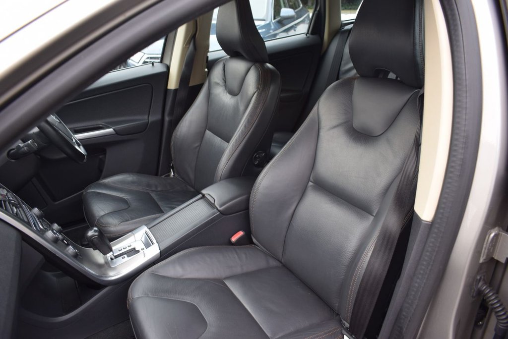 Used Volvo XC60 2012 for sale - 77748118: Photo 14