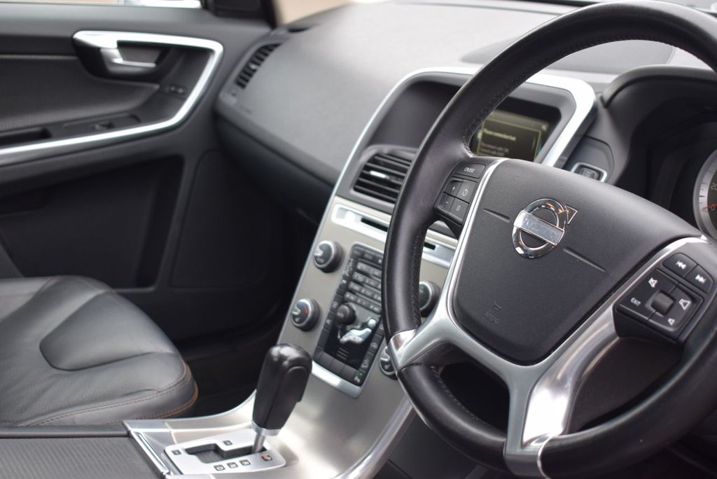 Used Volvo XC60 2012 for sale - 77748118: Photo 23