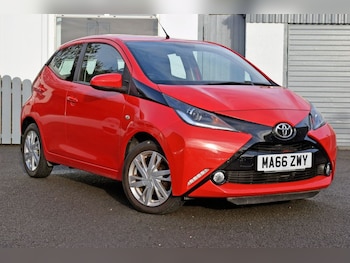 2016 (66) - 1.0 VVT-i X-Pression 5dr