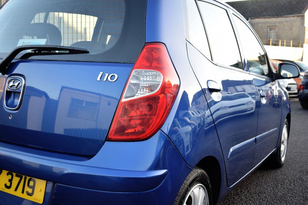 Used Hyundai i10 2011 for sale - 76923259: Photo 15