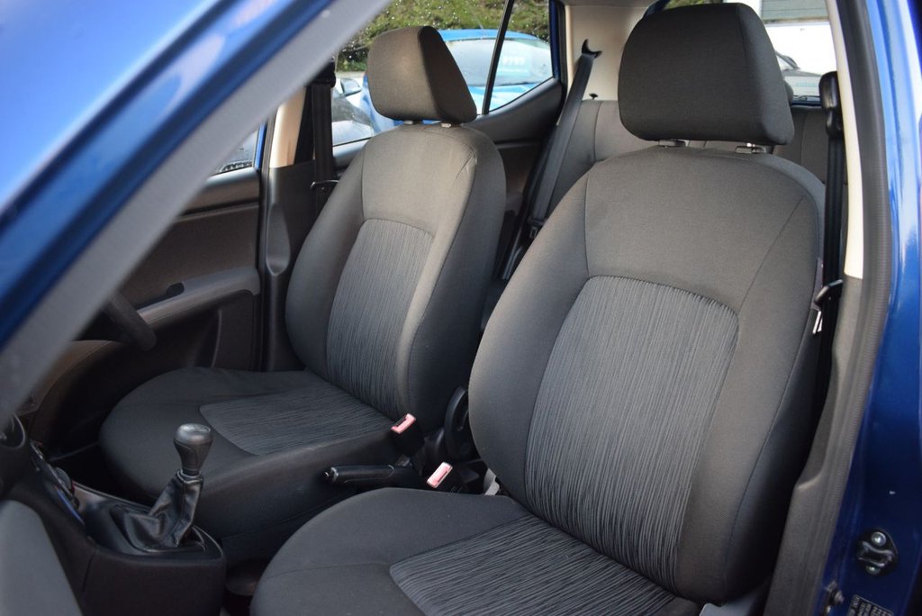 Used Hyundai i10 2011 for sale - 76923259: Photo 17