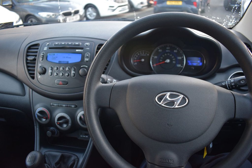 Used Hyundai i10 2011 for sale - 76923259: Photo 21