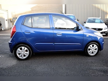 Used Hyundai i10 2011 for sale - 76923259: Photo