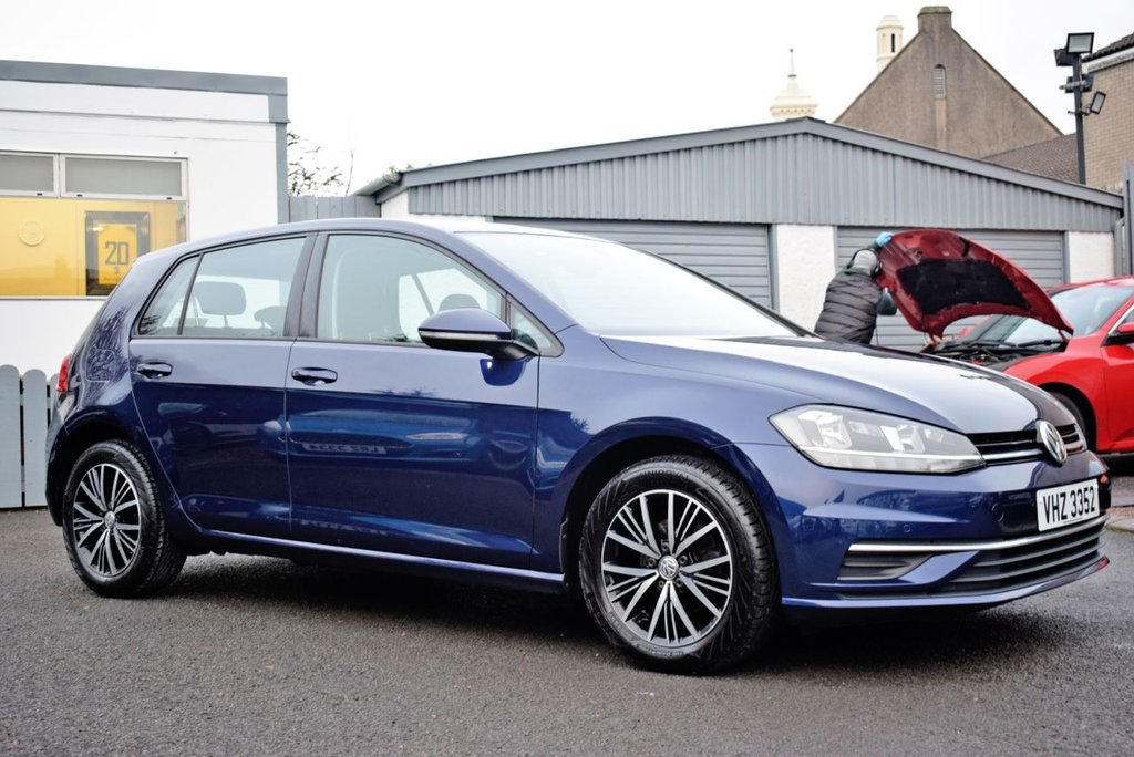 Used Volkswagen Golf 2017 for sale - 77153829: Photo 3