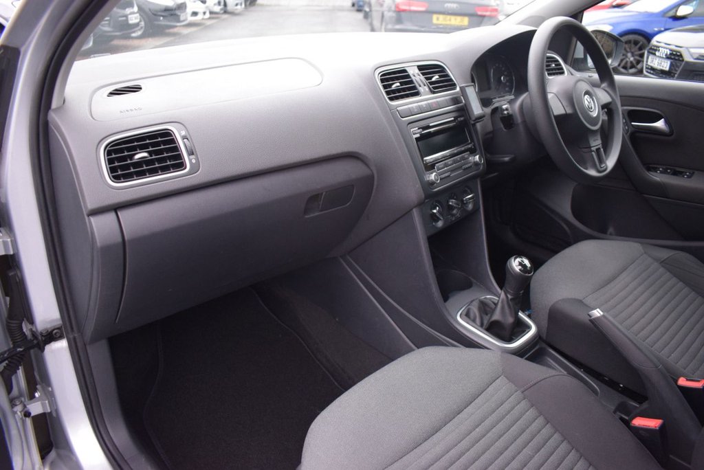 Used Volkswagen Polo 2013 for sale - 77463547: Photo 14