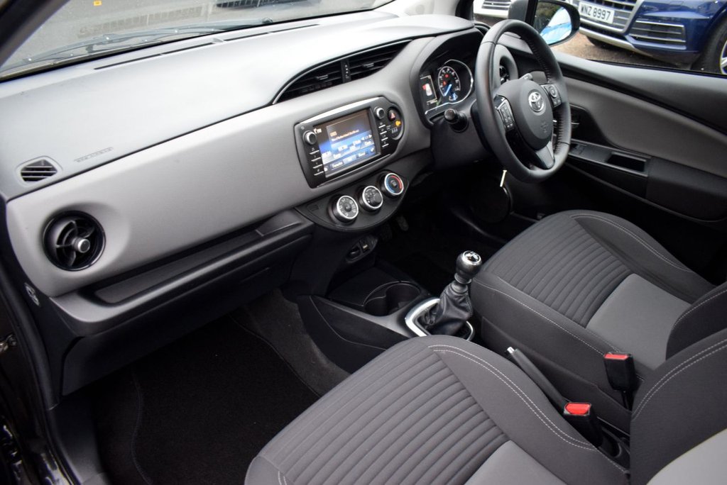 Used Toyota Yaris 2019 for sale - 76950327: Photo 18