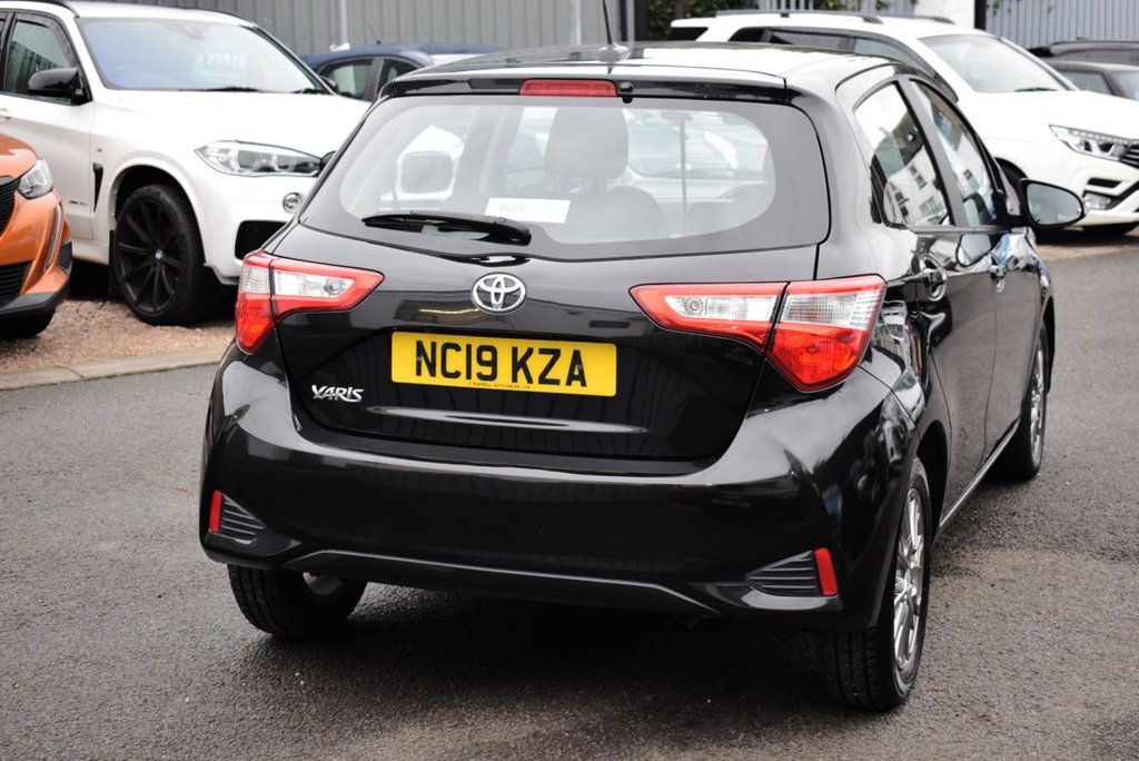 Used Toyota Yaris 2019 for sale - 76950327: Photo 7