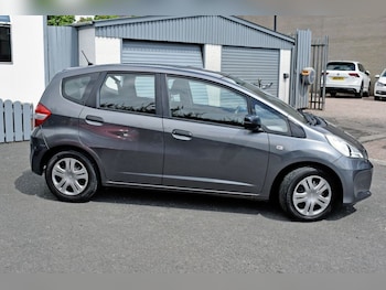 Used Honda Jazz 2015 for sale - 79409698: Photo