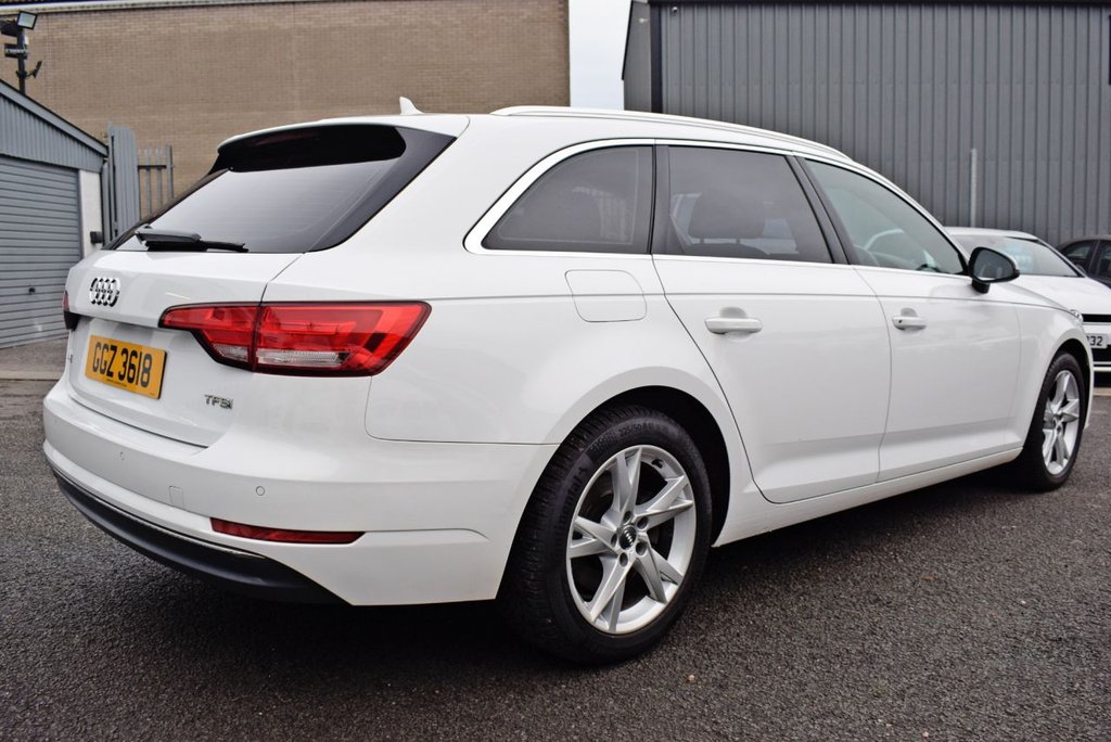 Used Audi A4 2017 for sale - 76570142: Photo 4