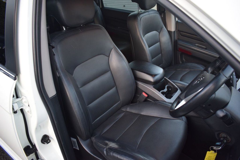 Used Ssangyong Turismo 2018 for sale - 76783584: Photo 13