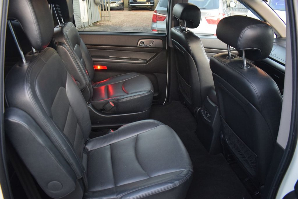 Used Ssangyong Turismo 2018 for sale - 76783584: Photo 17