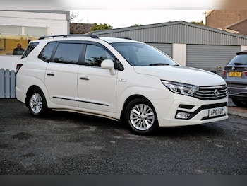 Used Ssangyong Turismo 2018 for sale - 76783584: Photo