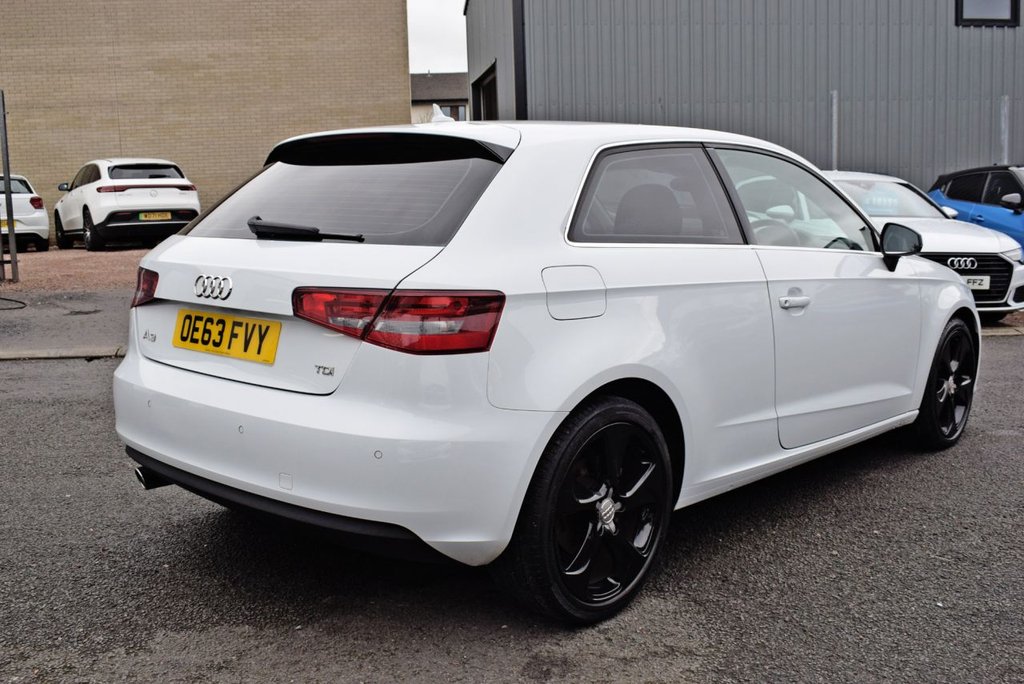 Used Audi A3 2014 for sale - 77680437: Photo 4