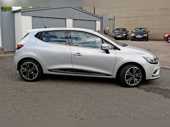 Used Renault Clio 2019 for sale - 78850432: Photo