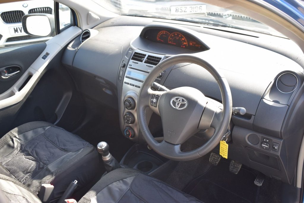 Used Toyota Yaris 2010 for sale - 78068331: Photo 15
