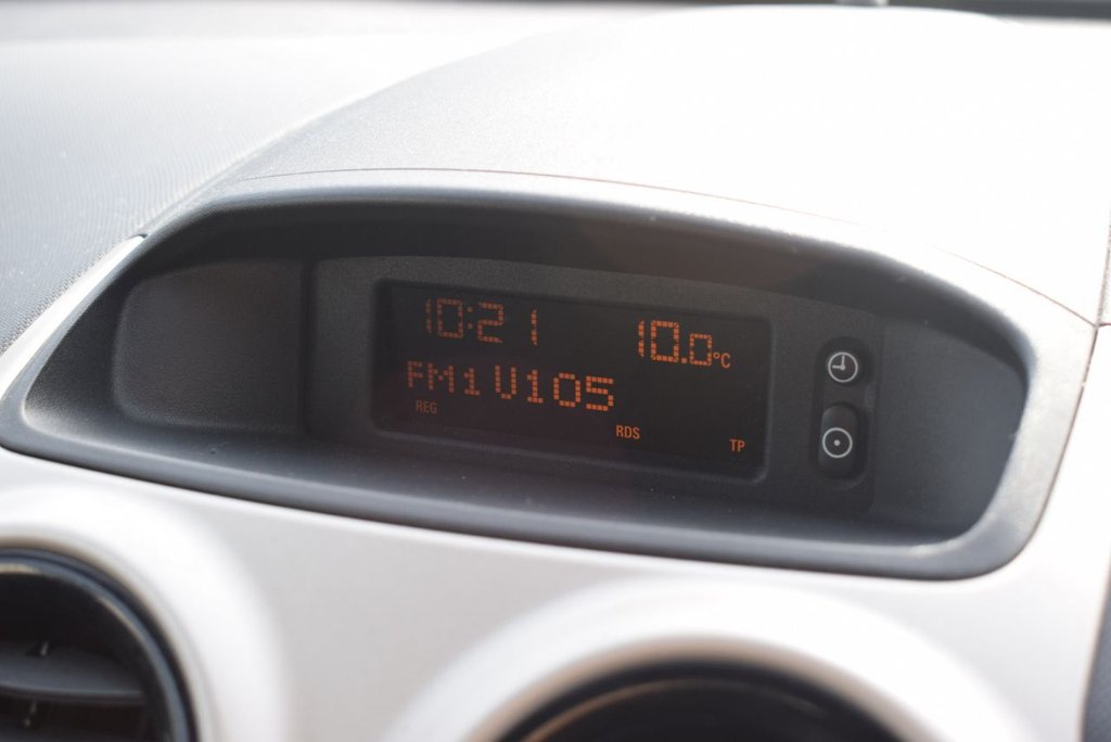 Used Vauxhall Corsa 2009 for sale - 77967068: Photo 21