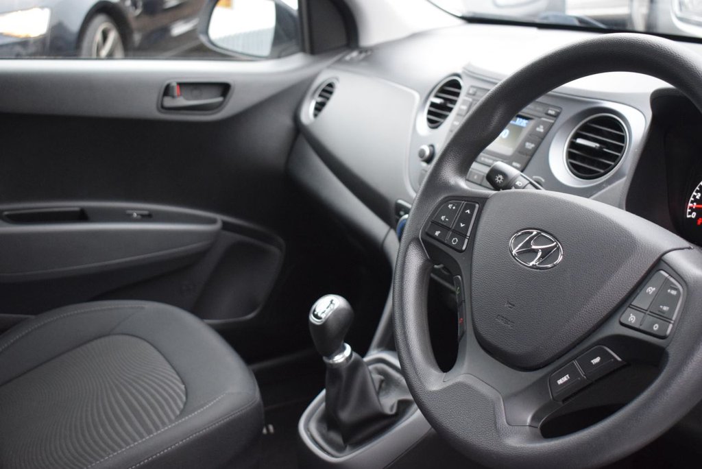 Used Hyundai i10 2017 for sale - 78043933: Photo 22