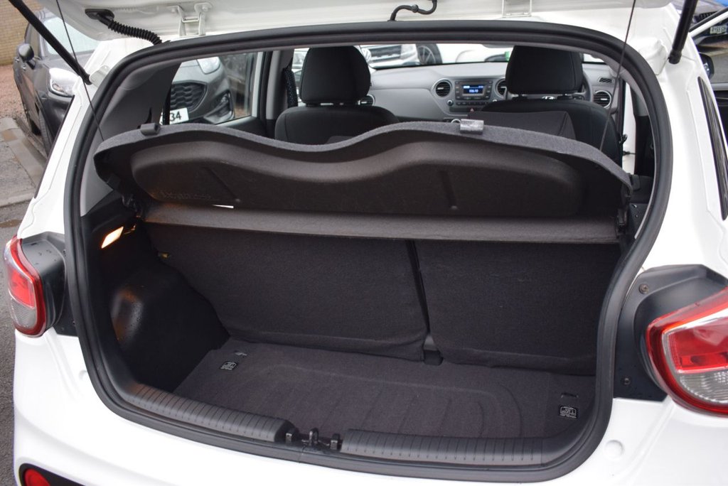 Used Hyundai i10 2017 for sale - 78043933: Photo 25