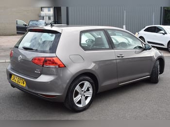 Used Volkswagen Golf 2016 for sale - 79817900: Photo