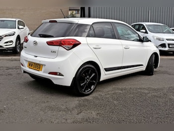 Used Hyundai i20 2016 for sale - 75974110: Photo