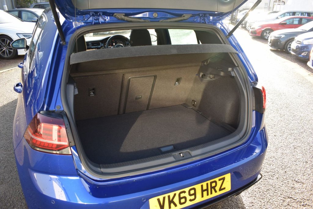 Used Volkswagen Golf 2019 for sale - 77355700: Photo 19