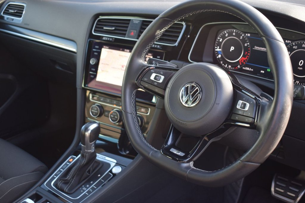Used Volkswagen Golf 2019 for sale - 77355700: Photo 20